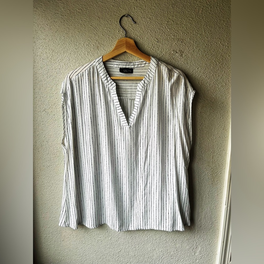 Talent striped sleeveless top. Size L